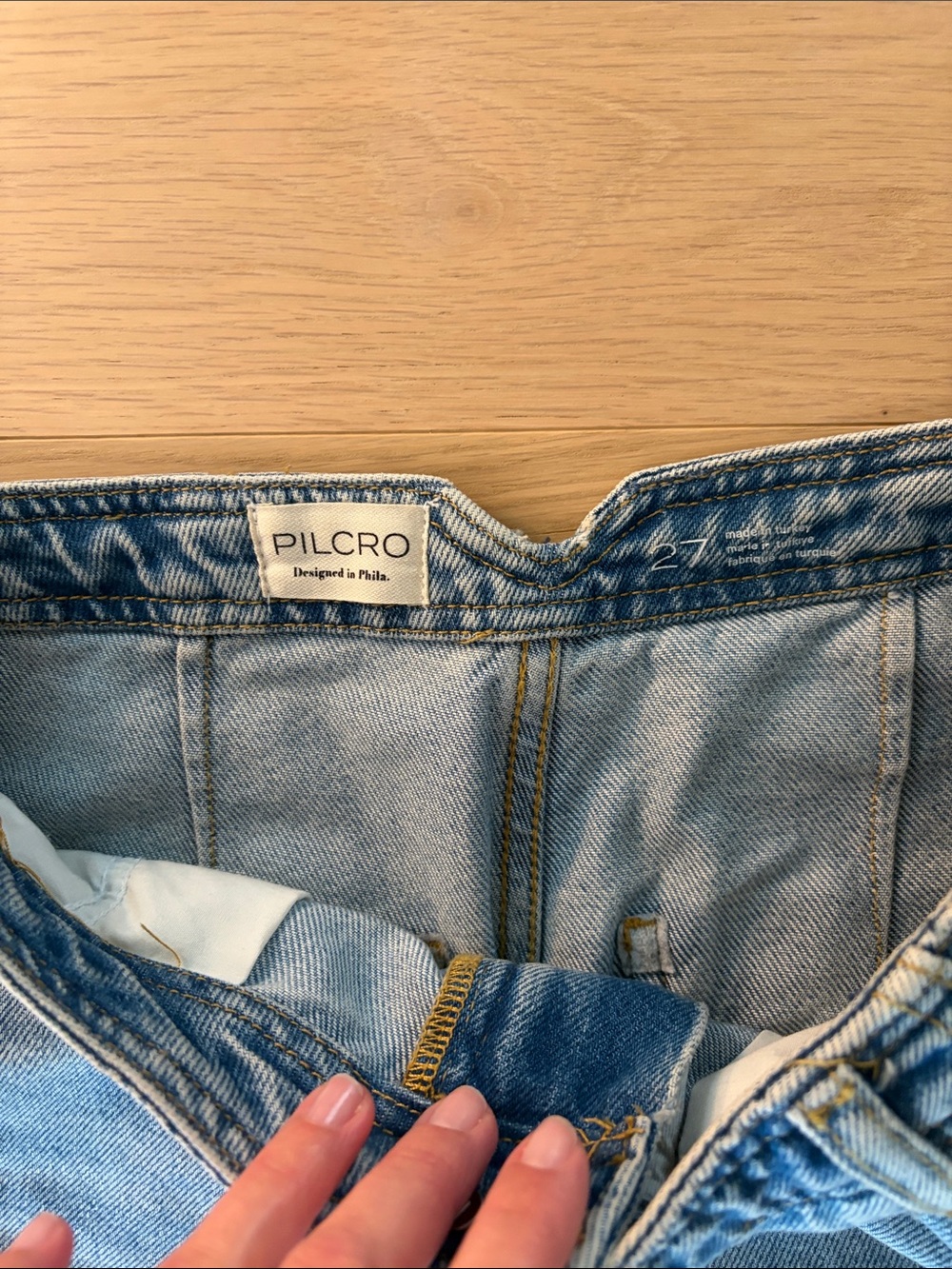 Pilcro relaxed High rise tapered jeans - Picture 6 of 7